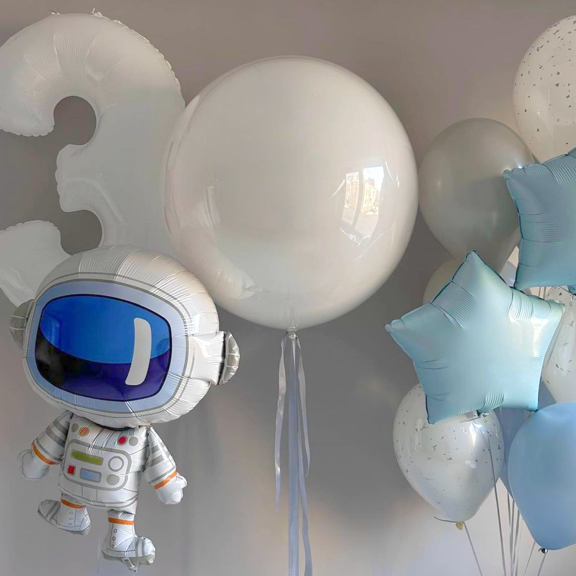 Astronaut Balloon Bouquet: Space Birthday Party Decor