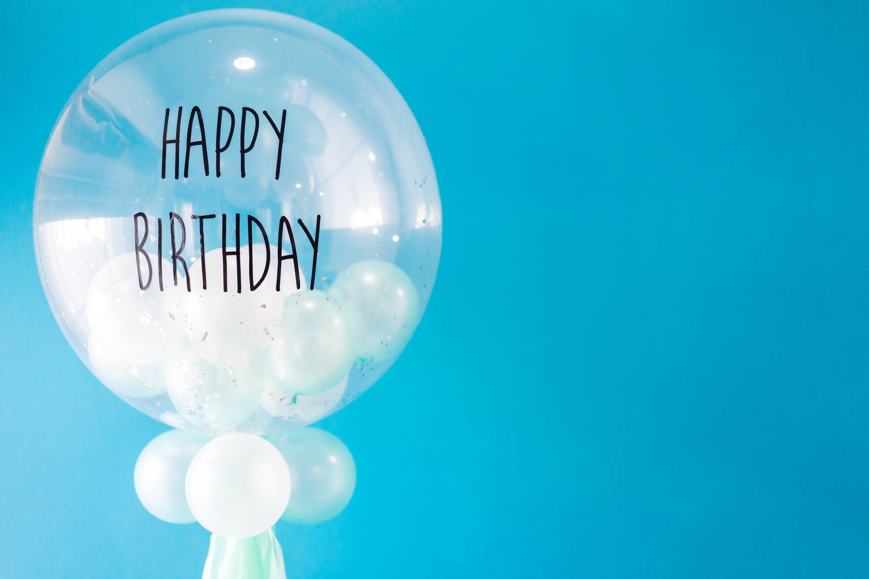 Clear Bobo Balloon: Transparent Spherical Balloon for Parties