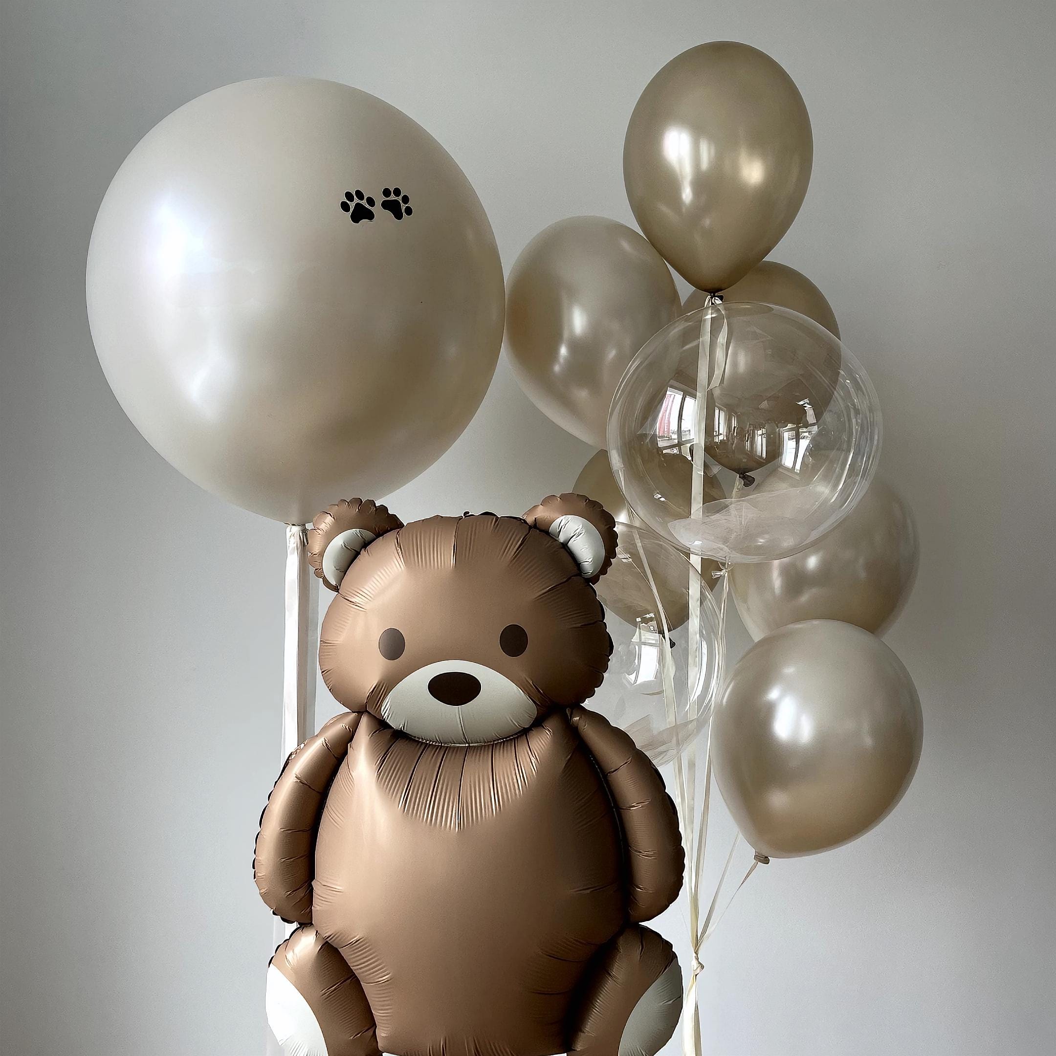 Teddy Bear Balloon Bouquet: Neutral Baby Shower Decor