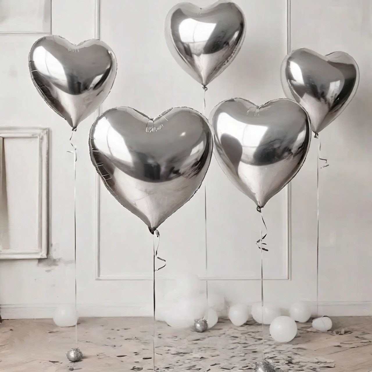 Red Balloon Bouquet: Valentine's Day Party Garland, Made in USA